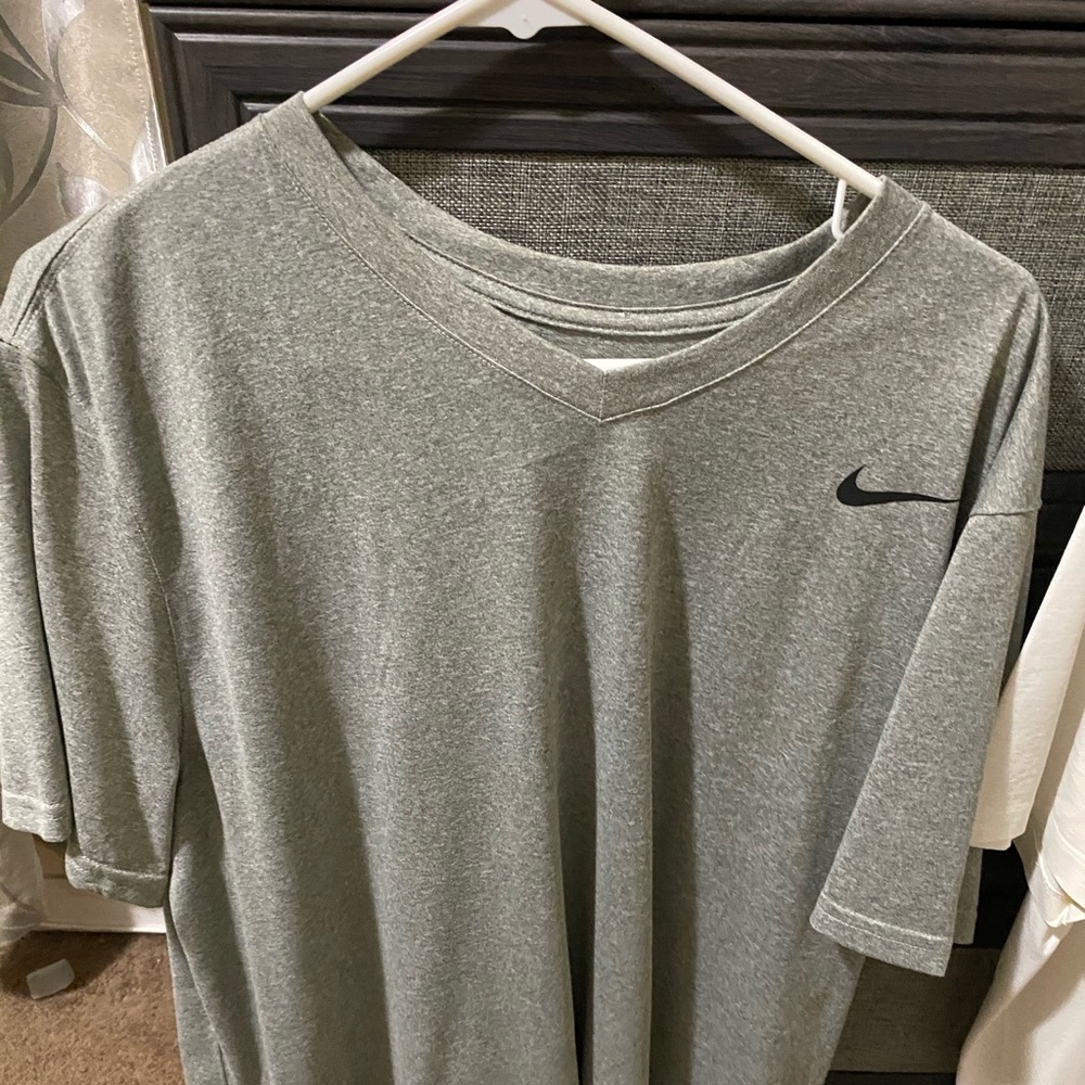 Nike dri fit vneck